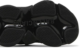 Purchase (Pre School) Balenciaga Triple S Sneaker 'Black' 654251-W2CA4-1000