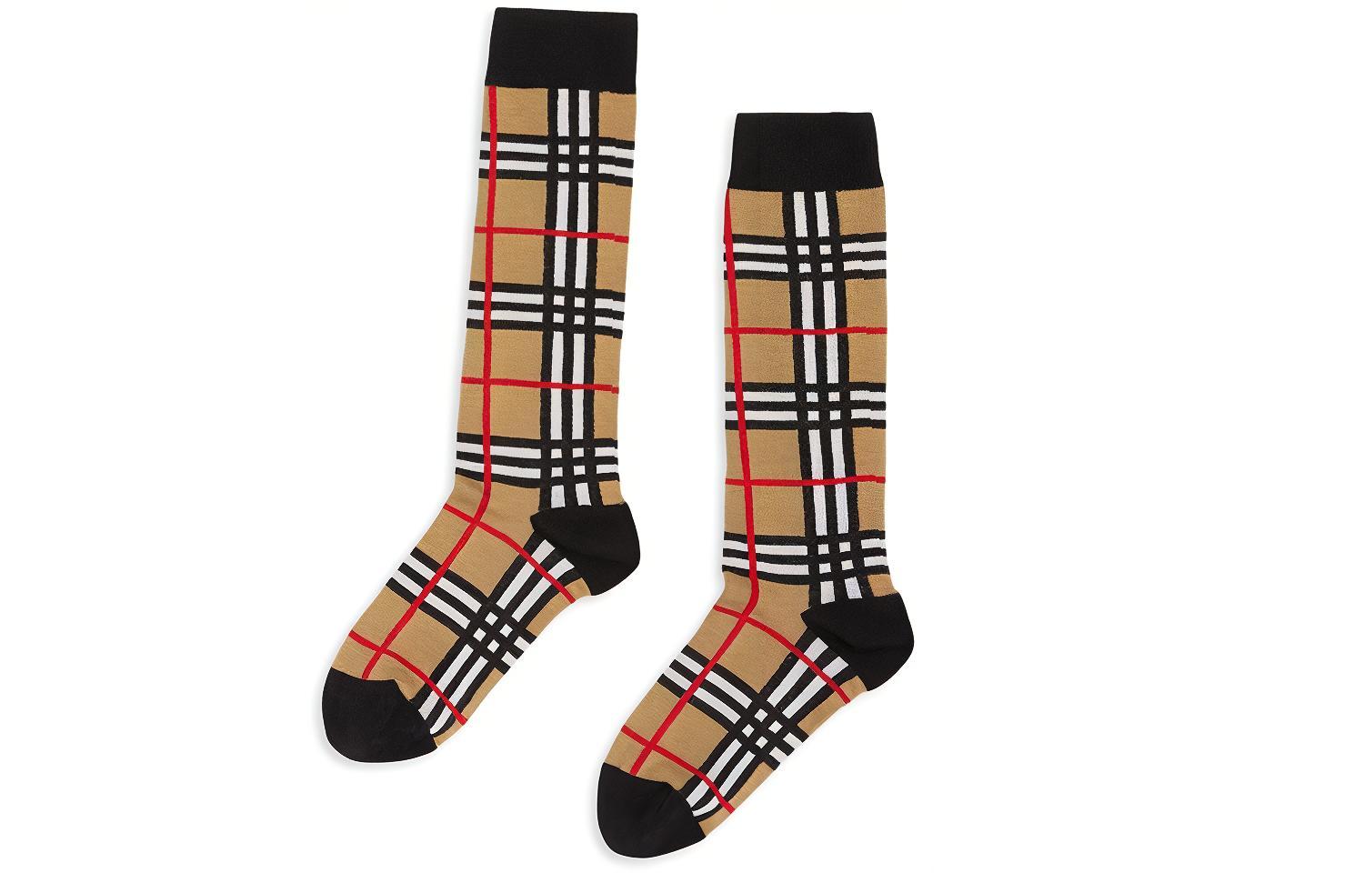 (Pre School) Burberry Kids Classic Check Jacquard Mid-Calf Socks in Archive Beige. 80181781