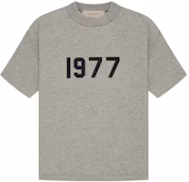 (Pre School) Fear of God Essentials Kids 1977 Tee Dark Oatmeal Children's Short-Sleeve Shirt FOG-SS22-573 (Pre School) Fear of God Essentials Kids 1977 Tee Dark Oatmeal Children's Short-Sleeve Shirt FOG-SS22-573