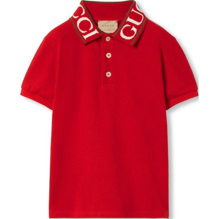 (Pre School) GUCCI Kids Red Polo T-Shirt FW24 with Logo Collar and Button Detail. 573882-XJGND-6300
