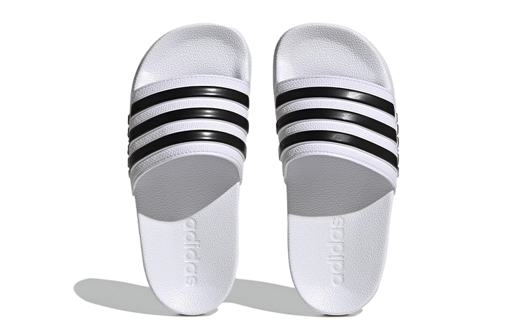 Shop (幼兒) (小學) 愛迪達 Adilette 沐浴拖鞋 '白色 黑色' HP7606