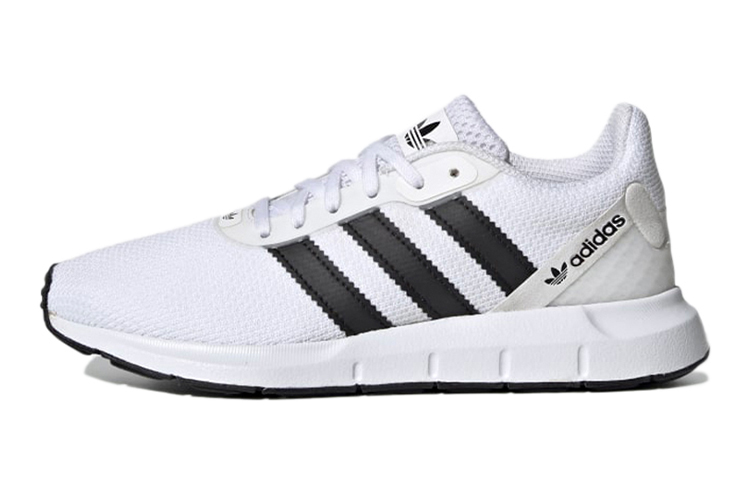 (Youth) (GS) adidas Swift Run RF J 'White Black'