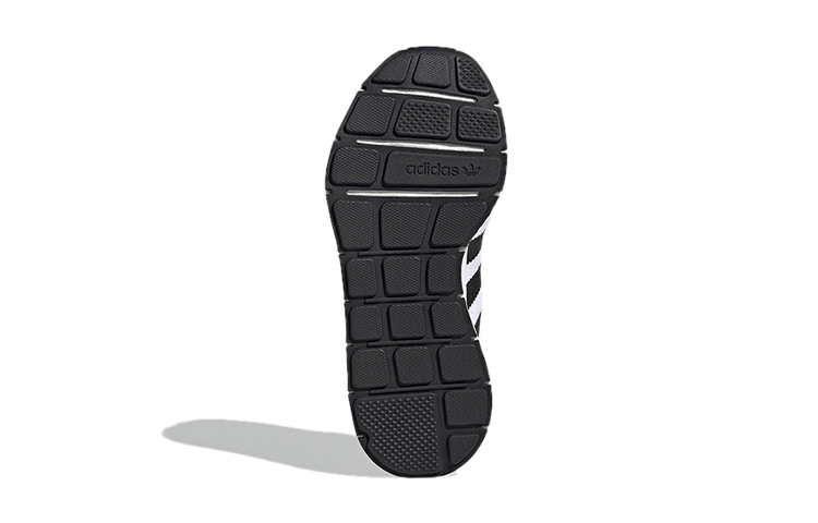 (Youth) (GS) adidas Swift Run RF J 'White Black' 圖 6