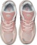 Lookbook (PS) 뉴발란스 2002R 키즈 '핑크 샌드' PC2002SK
