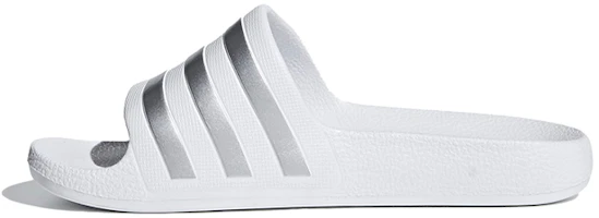 (Preschool) adidas Adilette Aqua Slides K Silver White F35555 (Preschool) adidas Adilette Aqua Slides K Silver White F35555