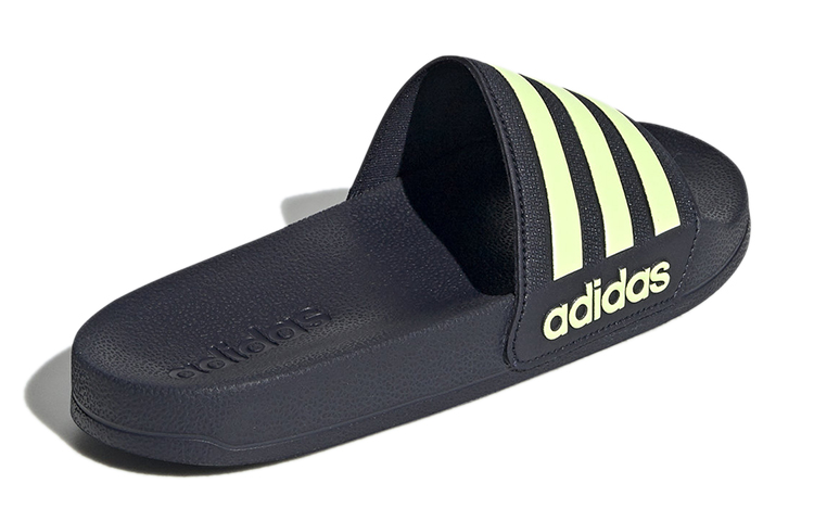 Shop 幼童 adidas Adilette 沐浴滑鞋K 黑黃 拖鞋