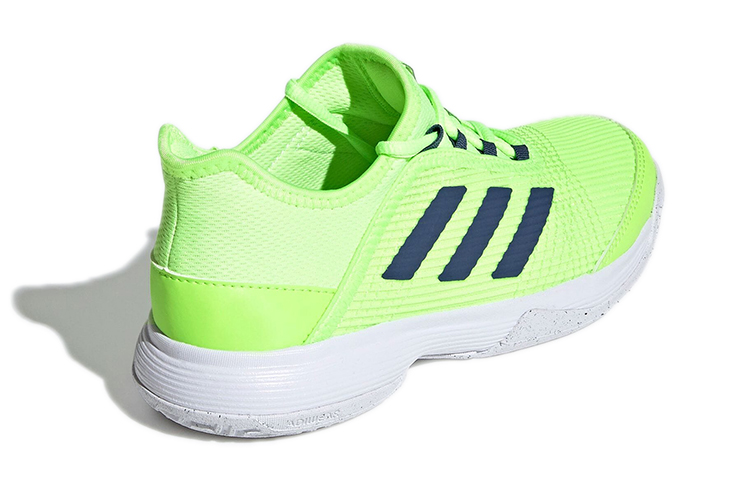 Shop 兒童 adidas Adizeroclub K 運動休閒鞋 綠