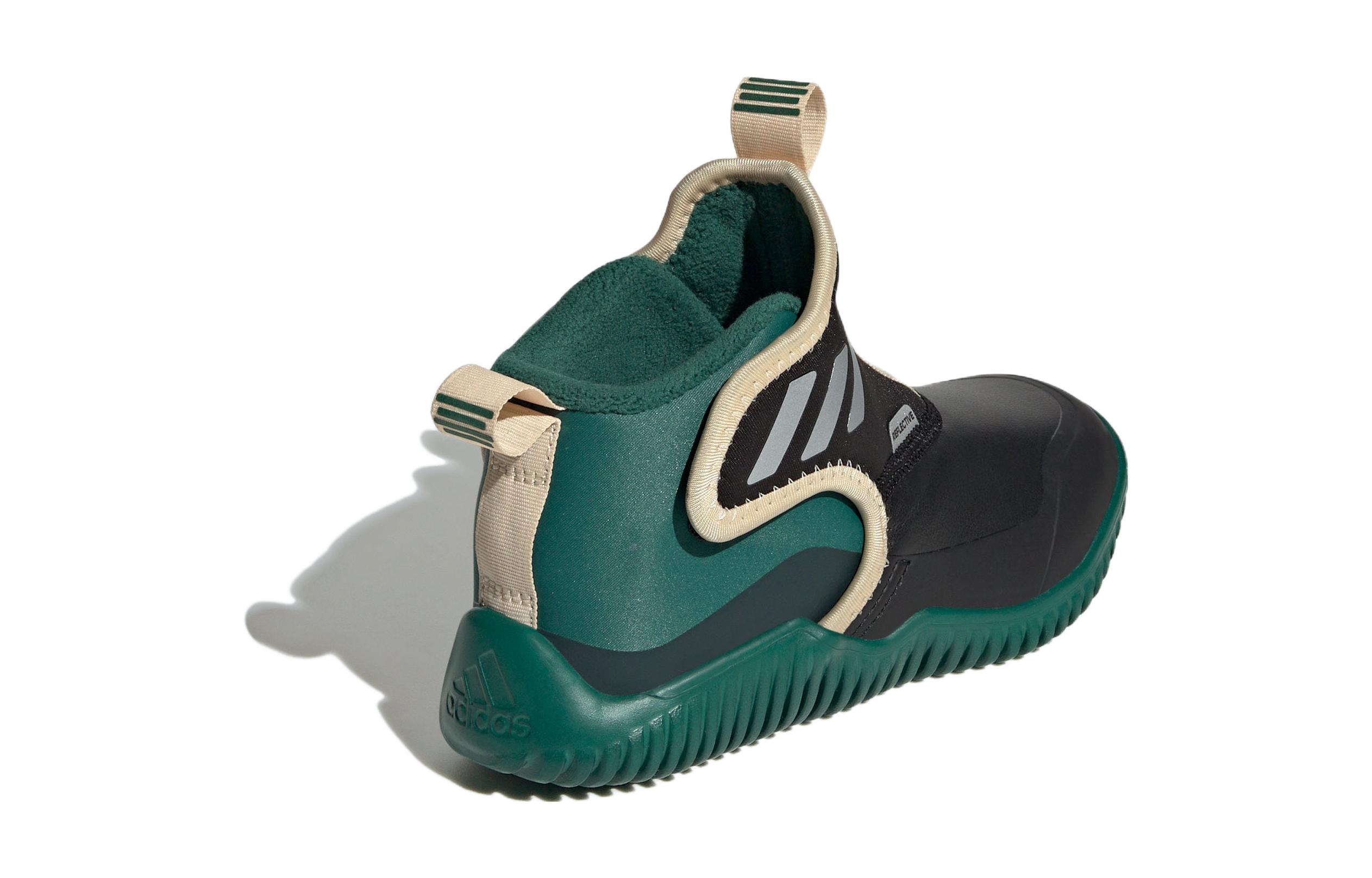 Shop 兒童 adidas 百搭輕便舒適 減震耐磨 休閒生活鞋