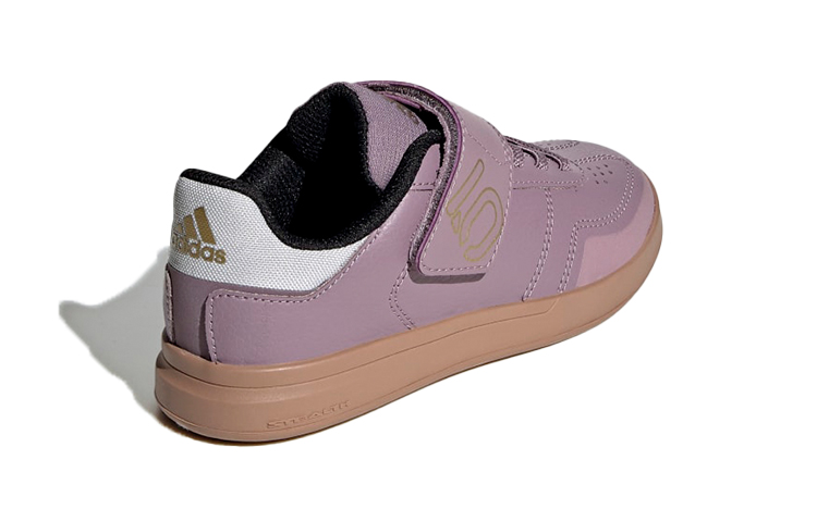 Shop 中童 adidas Five Ten Sleuth Deluxe 山地車低幫童鞋 紫色