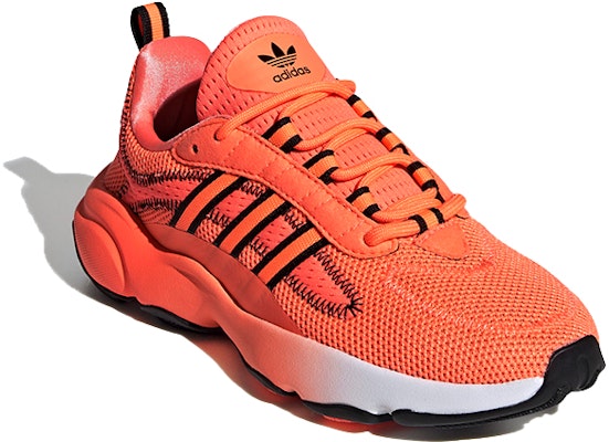 大童 adidas Originals Haiwee J 橙黑 Lookbook 大童 adidas Originals Haiwee J 橙黑