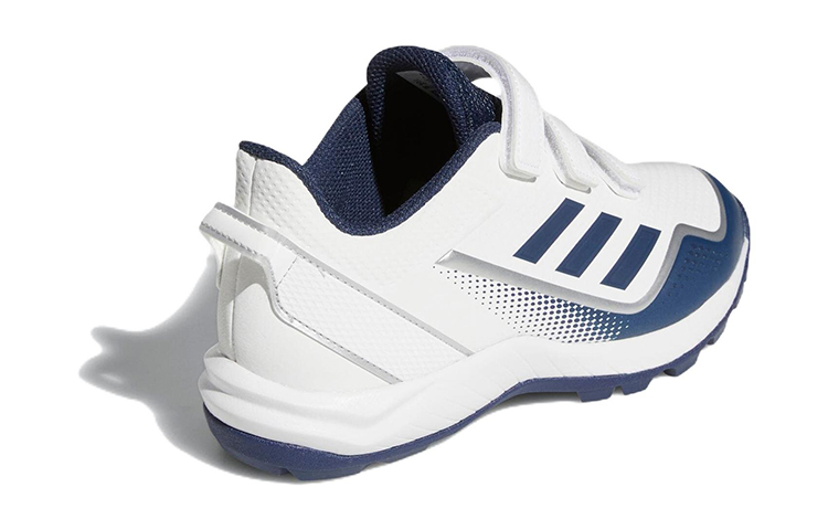 Shop 兒童 adidas Japan Trainer K 耐磨防滑棒球鞋 藍白