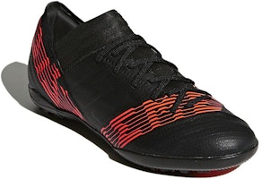 大童 adidas Nemeziz Tango 17.3 TF 減震防滑耐磨 草地足球鞋 黑紅 Lookbook 大童 adidas Nemeziz Tango 17.3 TF 減震防滑耐磨 草地足球鞋 黑紅