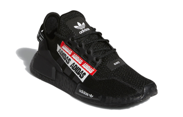 Lookbook 大童 adidas originals NMD_R1 V2 J 黑色