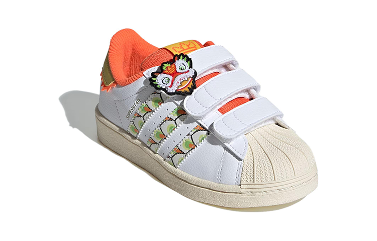 Lookbook 中童 adidas originals Superstar 防滑防踢 低筒 兒童板鞋 白橙色