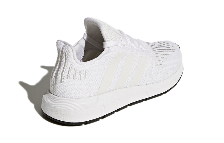 Shop (PS) adidas Originals Swift Run ''Wit'' CP9435