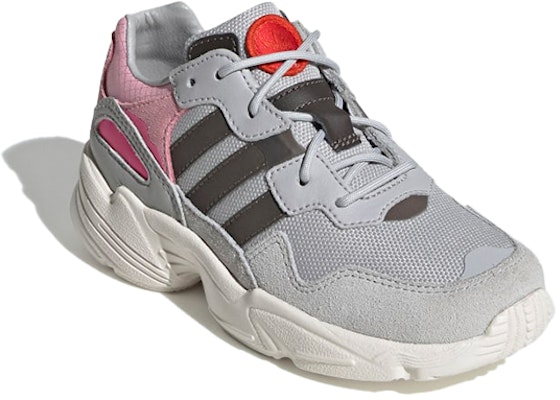 (PS) Sepatu adidas Originals Yung-96 Abu//Merah Muda 'Hitam' EF9265 Lookbook (PS) Sepatu adidas Originals Yung-96 Abu//Merah Muda 'Hitam' EF9265