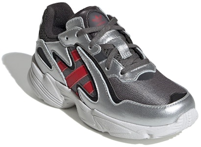 (PS) 아디다스 오리지널스 영-96 차즘 "실버 레드 화이트" EE9302 Lookbook (PS) 아디다스 오리지널스 영-96 차즘 "실버 레드 화이트" EE9302