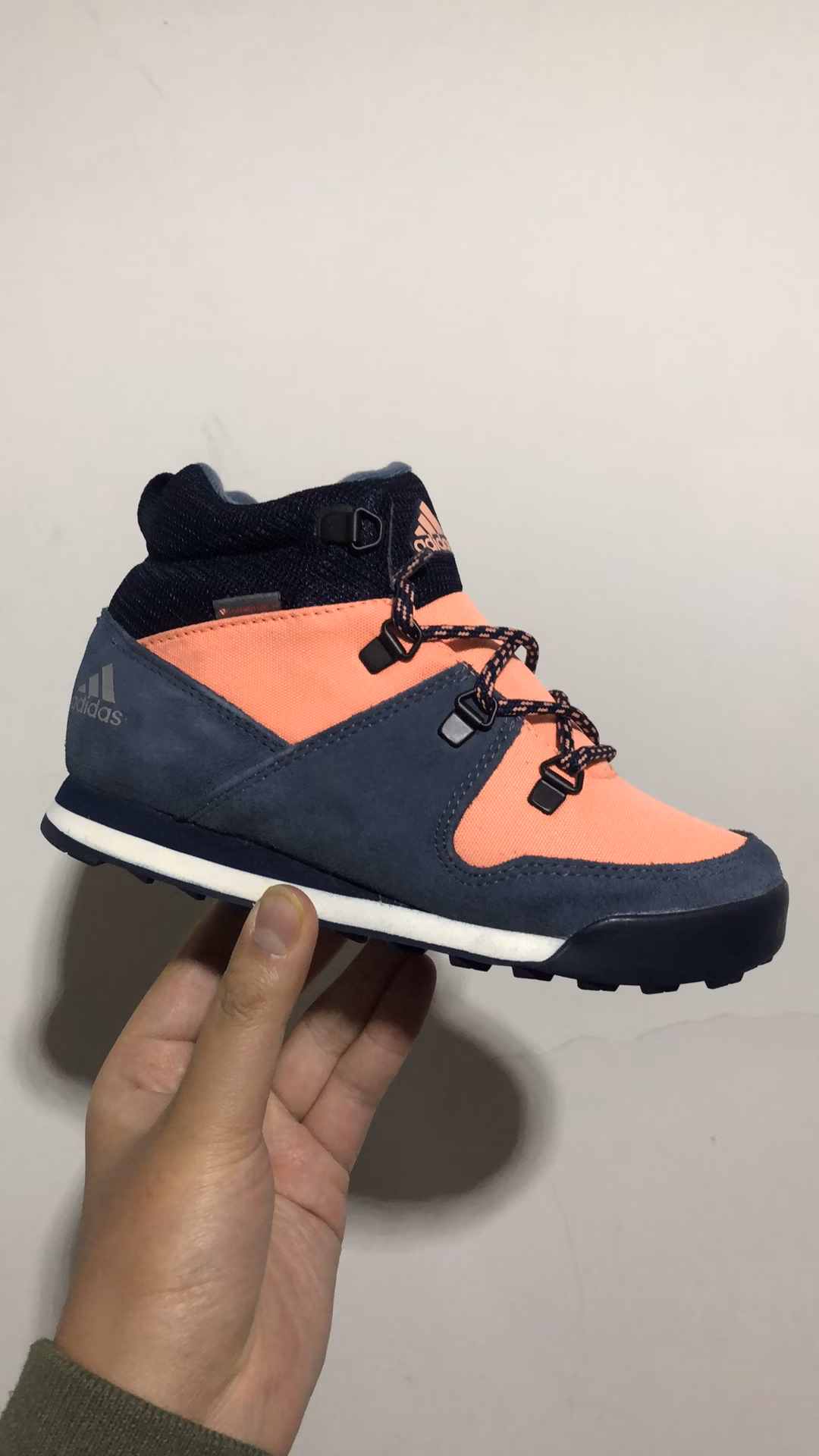 preschool-adidas-outdoor-note-since-the-actual-model-name-and-the-color-or-special-edition-nickname-are-not-provided-in-the-input-i-ve-left-as-a-placeholder-for-you-to-insert-the-specific-model-when-available-model-name-aq6568
