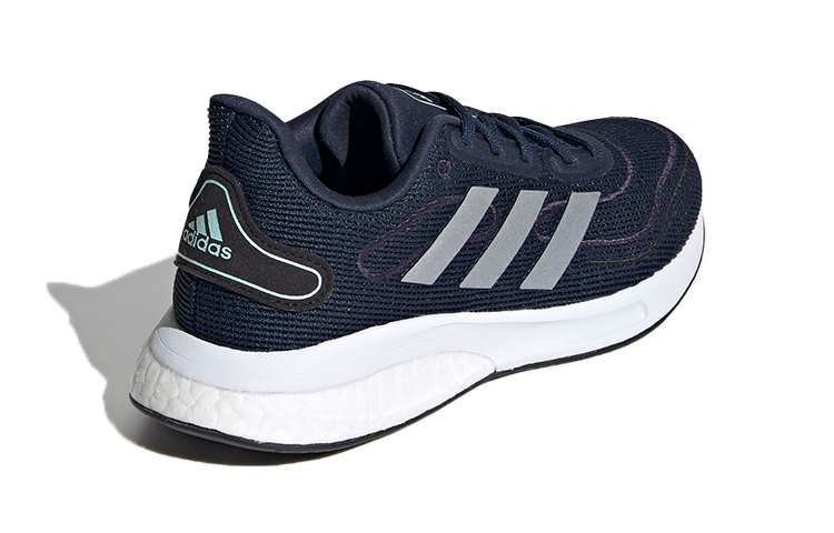 Shop 大童 adidas Supernova 跑鞋 深藍