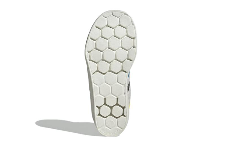 Shop (PS) 阿迪达斯Superstar 360 x LEGO '灰色' IF2919