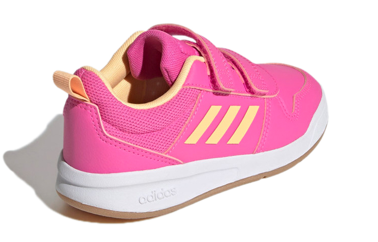 Shop 兒童 adidas Tensaur K 低筒運動鞋 粉紅色