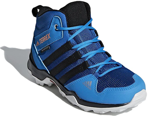 兒童 adidas Terrex Ax2r Mid Cp K 耐磨防滑戶外鞋 藍色 Lookbook 兒童 adidas Terrex Ax2r Mid Cp K 耐磨防滑戶外鞋 藍色