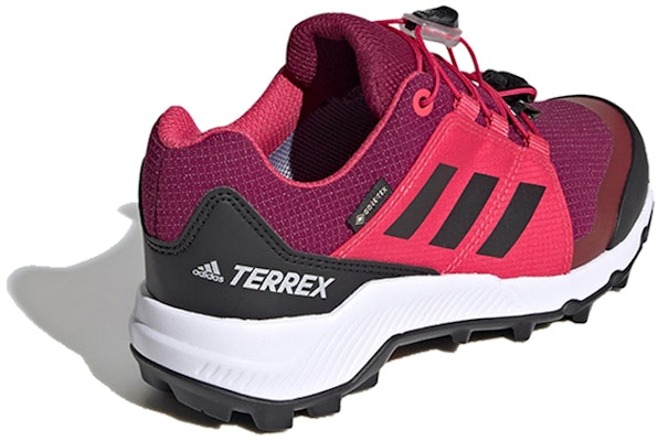 兒童 adidas Terrex Gore-Tex 粉紫黑 Shop 兒童 adidas Terrex Gore-Tex 粉紫黑