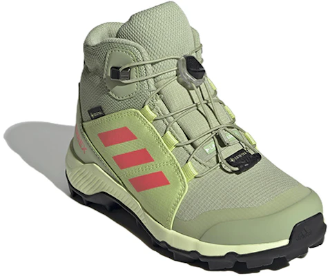 (PS) adidas Terrex Mid Gore-Tex ''Tender Green'' chaussures randonnée verts GY7688 Lookbook (PS) adidas Terrex Mid Gore-Tex ''Tender Green'' chaussures randonnée verts GY7688