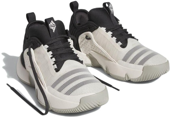 (PS) adidas Trae Young Unlimited 'Putih Hitam' IG0704 Lookbook (PS) adidas Trae Young Unlimited 'Putih Hitam' IG0704