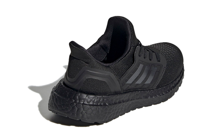 Shop 中童 adidas Ultraboost 20 低筒 兒童跑步鞋 黑