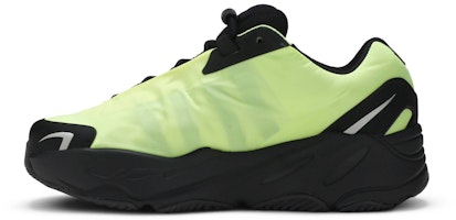 (學前) 愛迪達 Yeezy Boost 700 MNVN 'Phosphor' FY3724 Lookbook (學前) 愛迪達 Yeezy Boost 700 MNVN 'Phosphor' FY3724