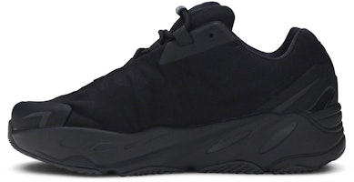 (PS) adidas Yeezy Boost 700 MNVN 'Hitam Triple' FY4394 Lookbook (PS) adidas Yeezy Boost 700 MNVN 'Hitam Triple' FY4394