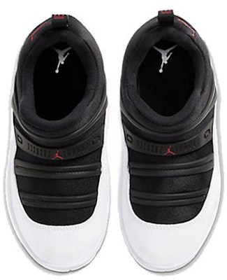 (PS) Air Jordan 11 Retro Little Flex 'Hitam Putih' BQ7101-010 Lookbook (PS) Air Jordan 11 Retro Little Flex 'Hitam Putih' BQ7101-010