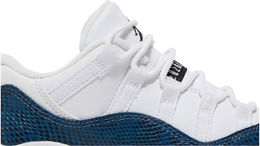 Air Jordan 11 Retro Low Snake Navy 2019 CD6848-102 (Prasekolah) Order Air Jordan 11 Retro Low Snake Navy 2019 CD6848-102 (Prasekolah)