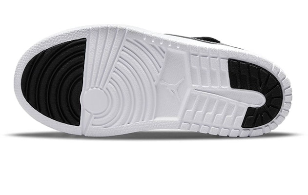 (Preschool) Air Jordan 1 Low Alt 'Black White Grey' BQ6066-040 Details for (Preschool) Air Jordan 1 Low Alt 'Black White Grey' BQ6066-040