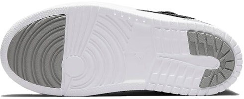 (PS) Air Jordan 1 低帮儿童款 黑/灰 运动鞋 BQ6066-052 Details for (PS) Air Jordan 1 低帮儿童款 黑/灰 运动鞋 BQ6066-052