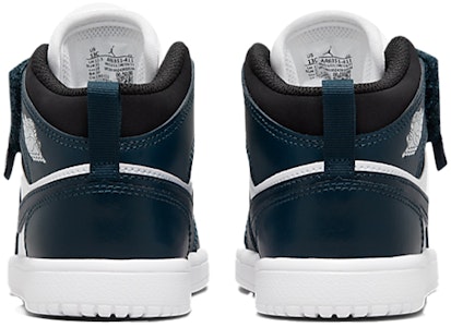 (PS) Air Jordan 1 Mid 'Armory Navy' Pria Sneakers AR6351-411 Purchase (PS) Air Jordan 1 Mid 'Armory Navy' Pria Sneakers AR6351-411