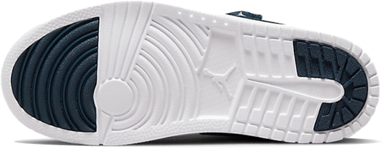 (PS) Air Jordan 1 Mid 'Armory Navy' Pria Sneakers AR6351-411 Details for (PS) Air Jordan 1 Mid 'Armory Navy' Pria Sneakers AR6351-411