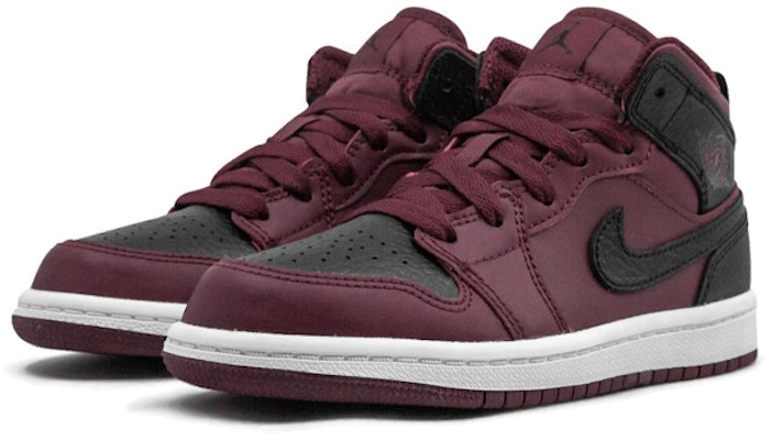 (PS) エアジョーダン1 MID チームレッド/ブラック 640734-601 Lookbook (PS) エアジョーダン1 MID チームレッド/ブラック 640734-601