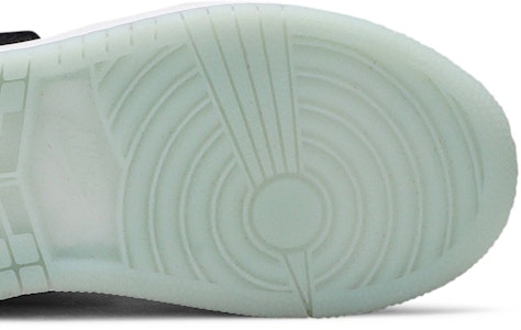 (PS) Air Jordan 1 Mid SE 'Glow in the Dark Panda' Lelaki Wanita Retro. BQ6932-103 Purchase (PS) Air Jordan 1 Mid SE 'Glow in the Dark Panda' Lelaki Wanita Retro. BQ6932-103