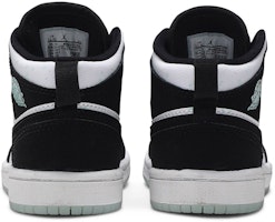 (PS) Air Jordan 1 Mid SE 'Glow in the Dark Panda' Lelaki Wanita Retro. BQ6932-103 Details for (PS) Air Jordan 1 Mid SE 'Glow in the Dark Panda' Lelaki Wanita Retro. BQ6932-103