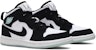 (PS) Air Jordan 1 Mid SE 'Glow in the Dark Panda' Lelaki Wanita Retro. BQ6932-103