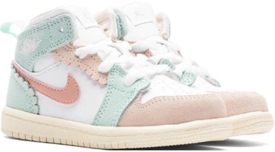 (PS) Air Jordan 1 Mid SE 'Tepi Bergelombang' DZ5359-100 Lookbook (PS) Air Jordan 1 Mid SE 'Tepi Bergelombang' DZ5359-100