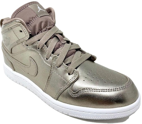 (PS) Air Jordan 1 Mid SE 'Sepia Stone' Wanita Sepia Tanah AV5173-200 Shop (PS) Air Jordan 1 Mid SE 'Sepia Stone' Wanita Sepia Tanah AV5173-200