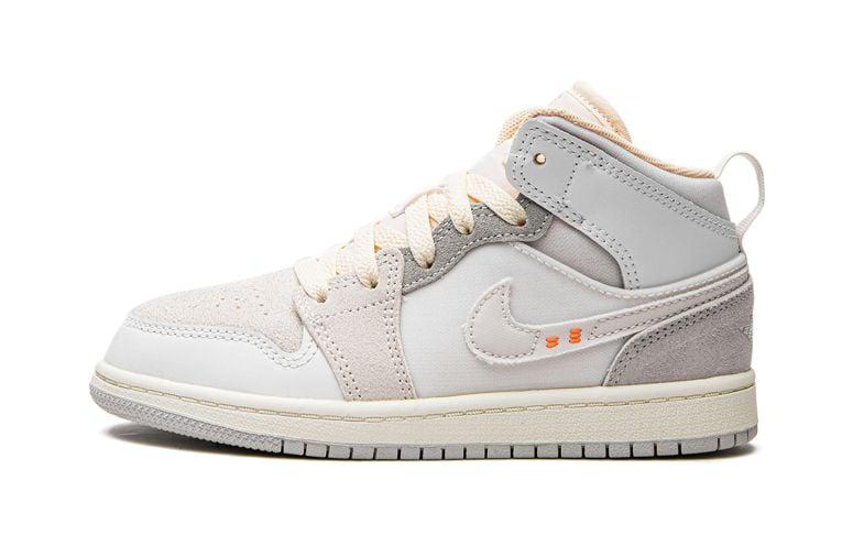 Buy (PS) AJ1 ミッド SE クラフト "裏返し" (AJ1 Middo SE Kurafuto "Uragaeshi") DQ3724-100