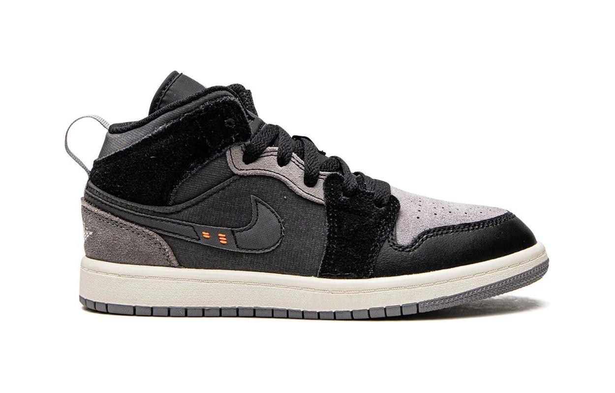 Order (PS) 에어 조던 1 미드 SE 크래프트 "인사이드 아웃 블랙" DV0436-001