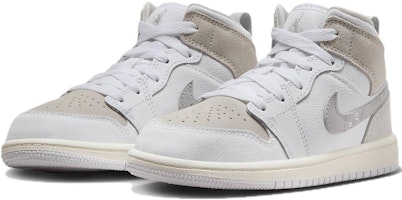 (幼稚園)Air Jordan 1 Mid SE Craft 'Inside Out - White Sail' FB9141-120 Lookbook (幼稚園)Air Jordan 1 Mid SE Craft 'Inside Out - White Sail' FB9141-120