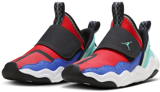 中童 Jordan 舒適百搭 兒童休閒鞋 黑紅 Shop 中童 Jordan 舒適百搭 兒童休閒鞋 黑紅