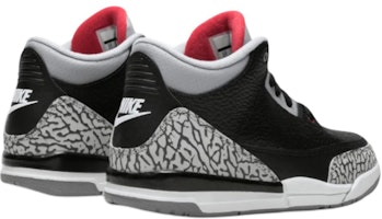 (PS) Air Jordan 3 Retro OG 2024 'Cemento Negro'. DM0966-010 Lookbook (PS) Air Jordan 3 Retro OG 2024 'Cemento Negro'. DM0966-010