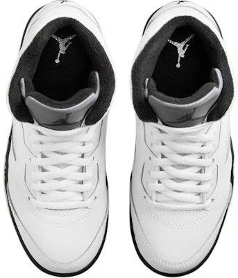(PS) Air Jordan 5 Retro 'Putih Hitam' 440889-110 Lookbook (PS) Air Jordan 5 Retro 'Putih Hitam' 440889-110